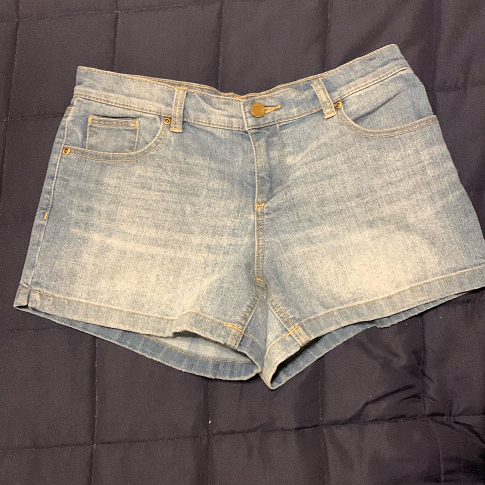 New York & Co denim shorts